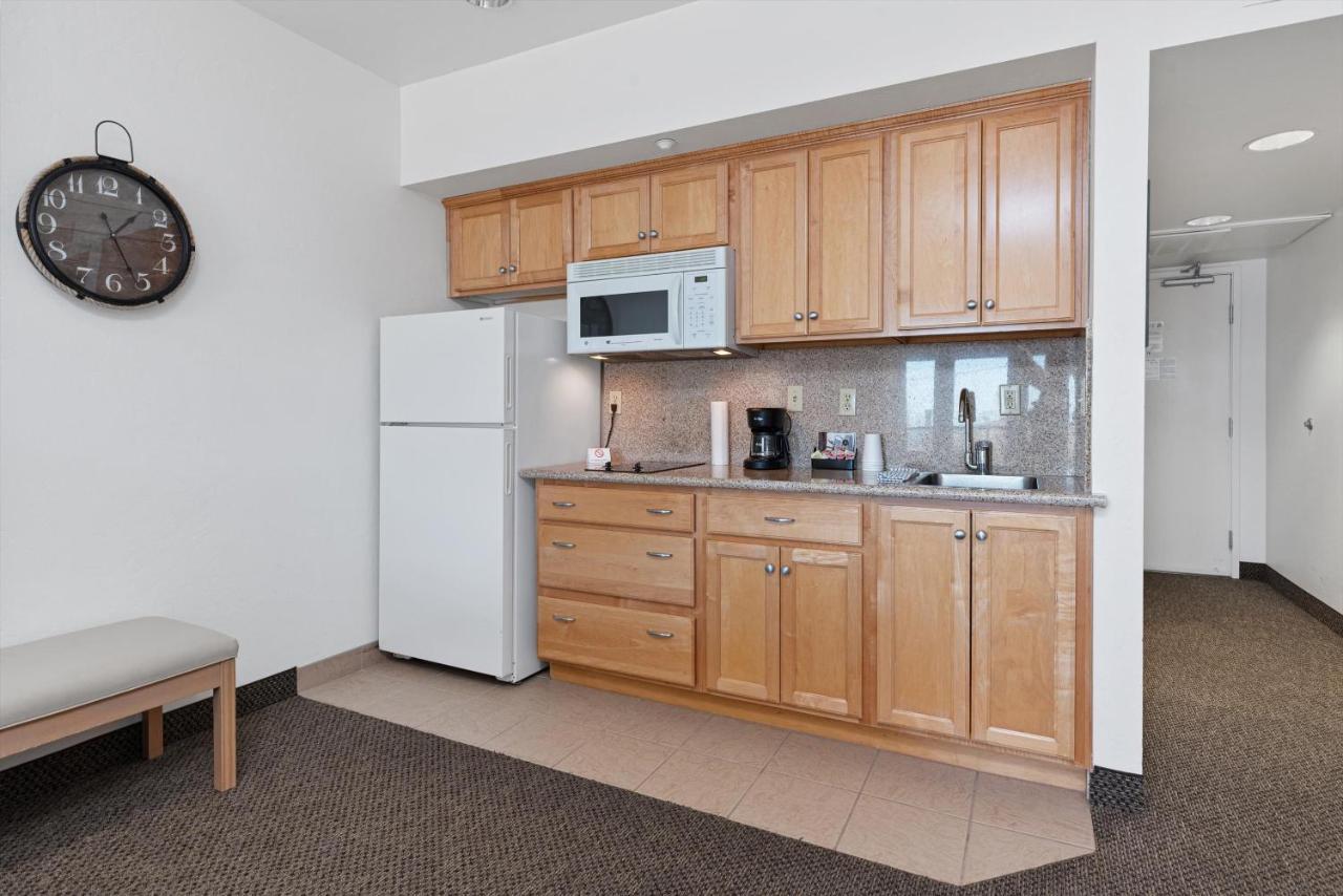 Beach House Inn & Suites Пизмоу Бийч Екстериор снимка